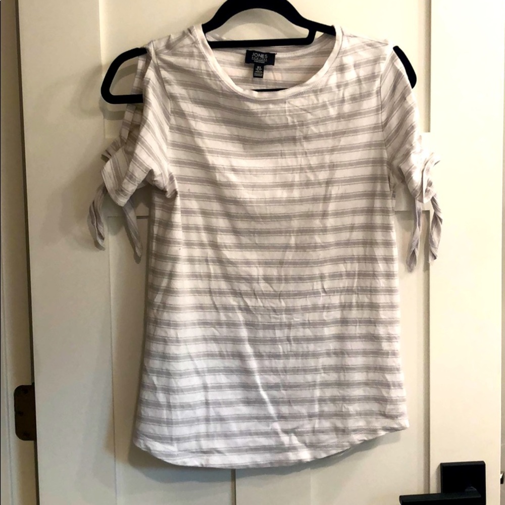 Peekaboo shoulder top